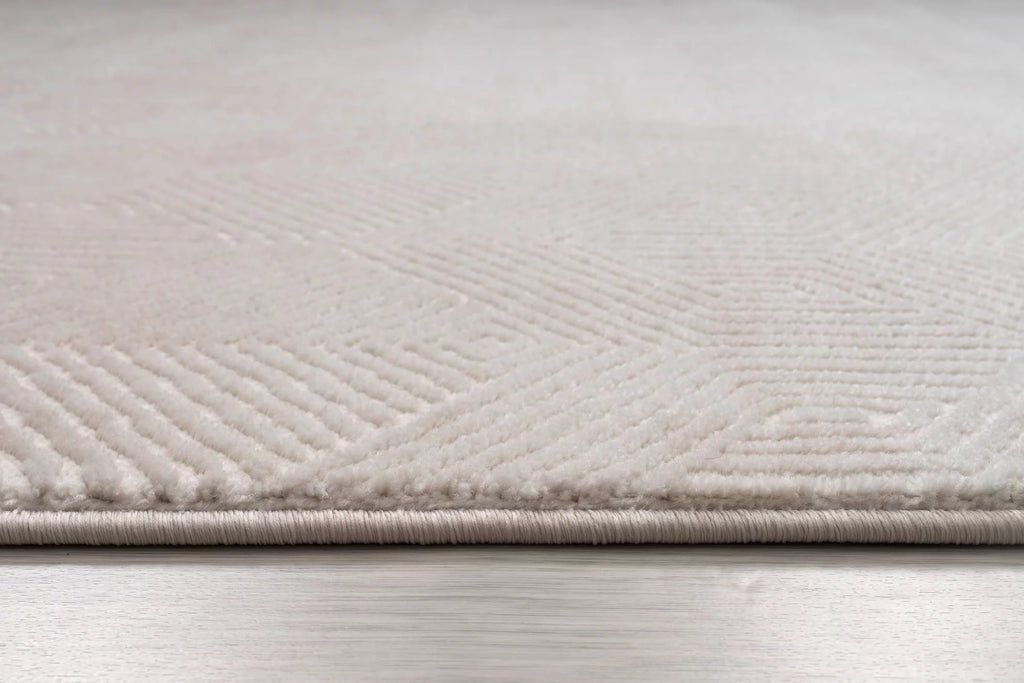 Cream 8x10 Geometric Pattern Indoor Area Rug U320852