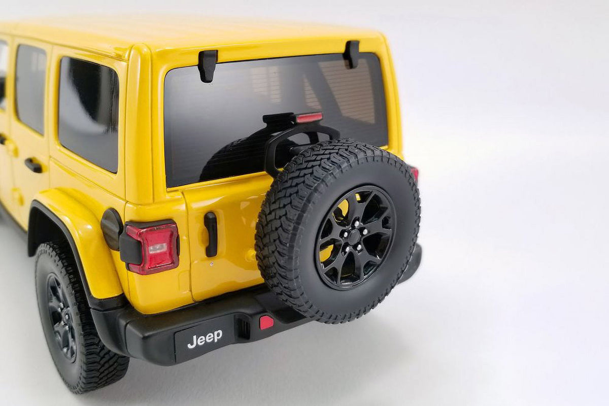 1/18 scale Resin Model Toy Car I219109