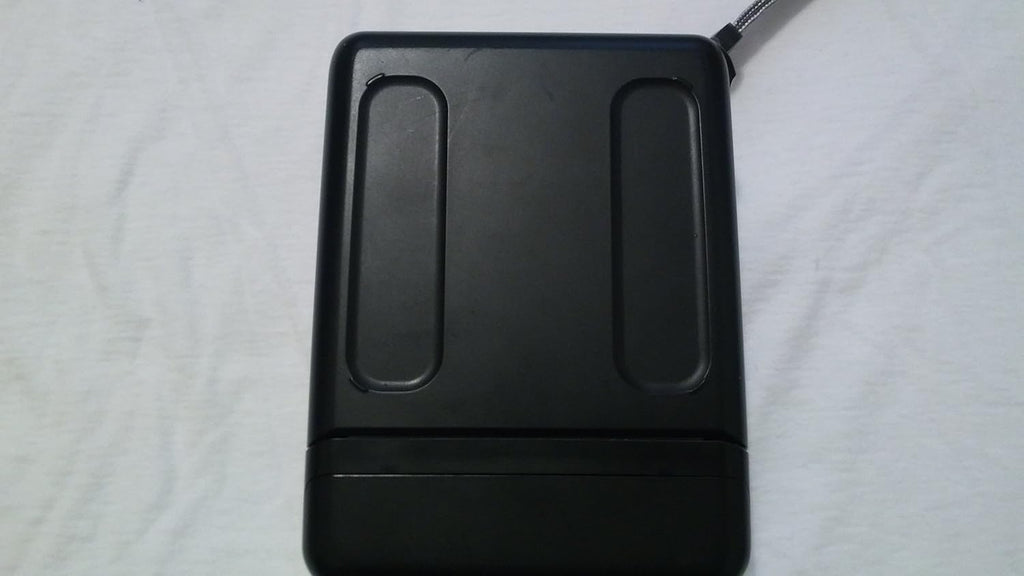 One 600 Ultra Instant Film Camera H960390