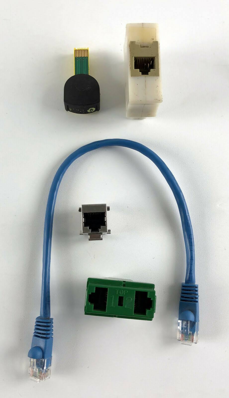 Hand-Held Cable Tester W771