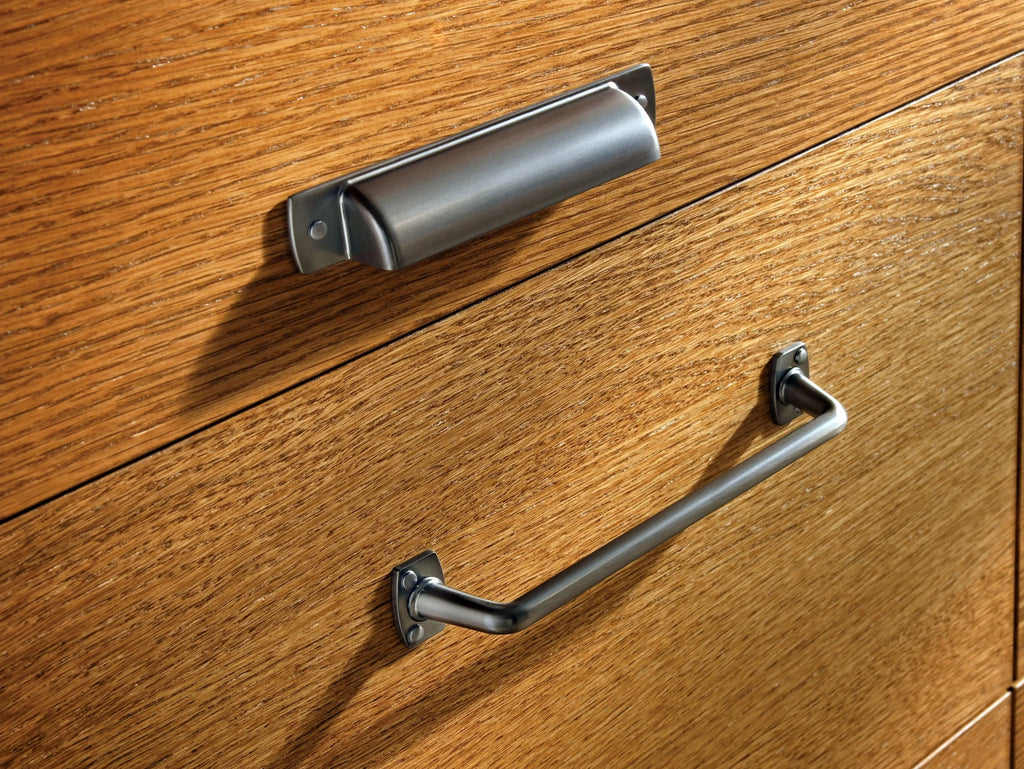 18 in Center-to-Center Satin Nickel Appliance Pull G787