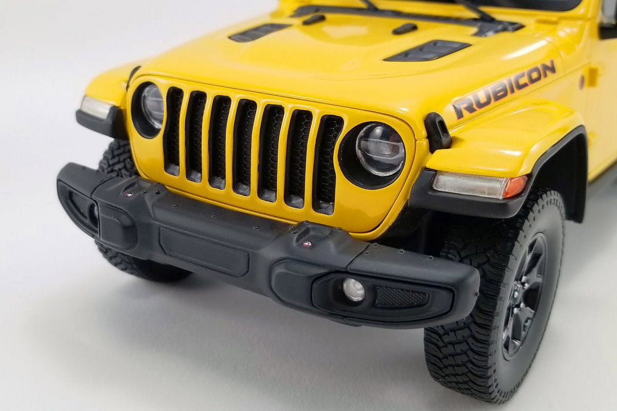 1/18 scale Resin Model Toy Car I219109