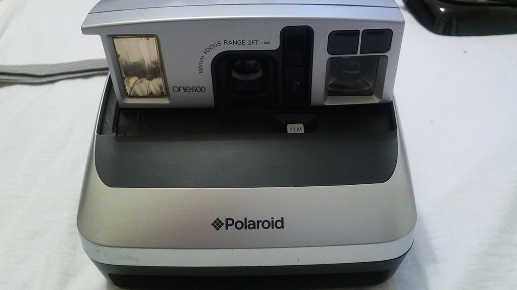One 600 Ultra Instant Film Camera H960390