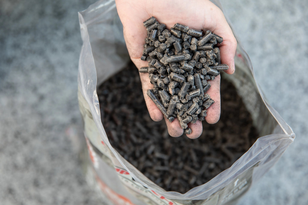 Charcoal Hickory Pellet Blend P239