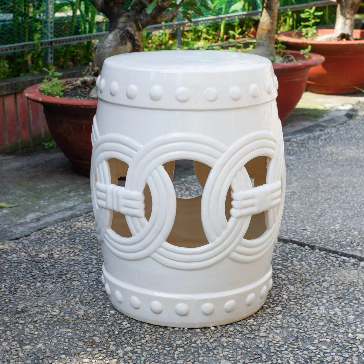 Chain Garden Stool O332