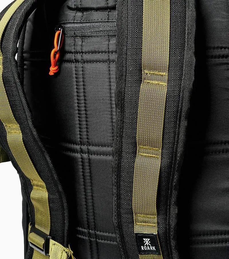 Camo 27L Bag E498760