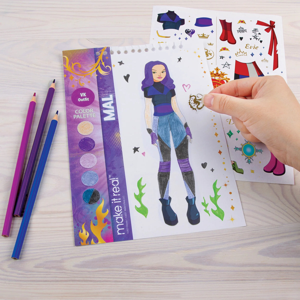 9 Piece Light Table & Sketchbook Set with Stickers & Coloring Pencils K7666