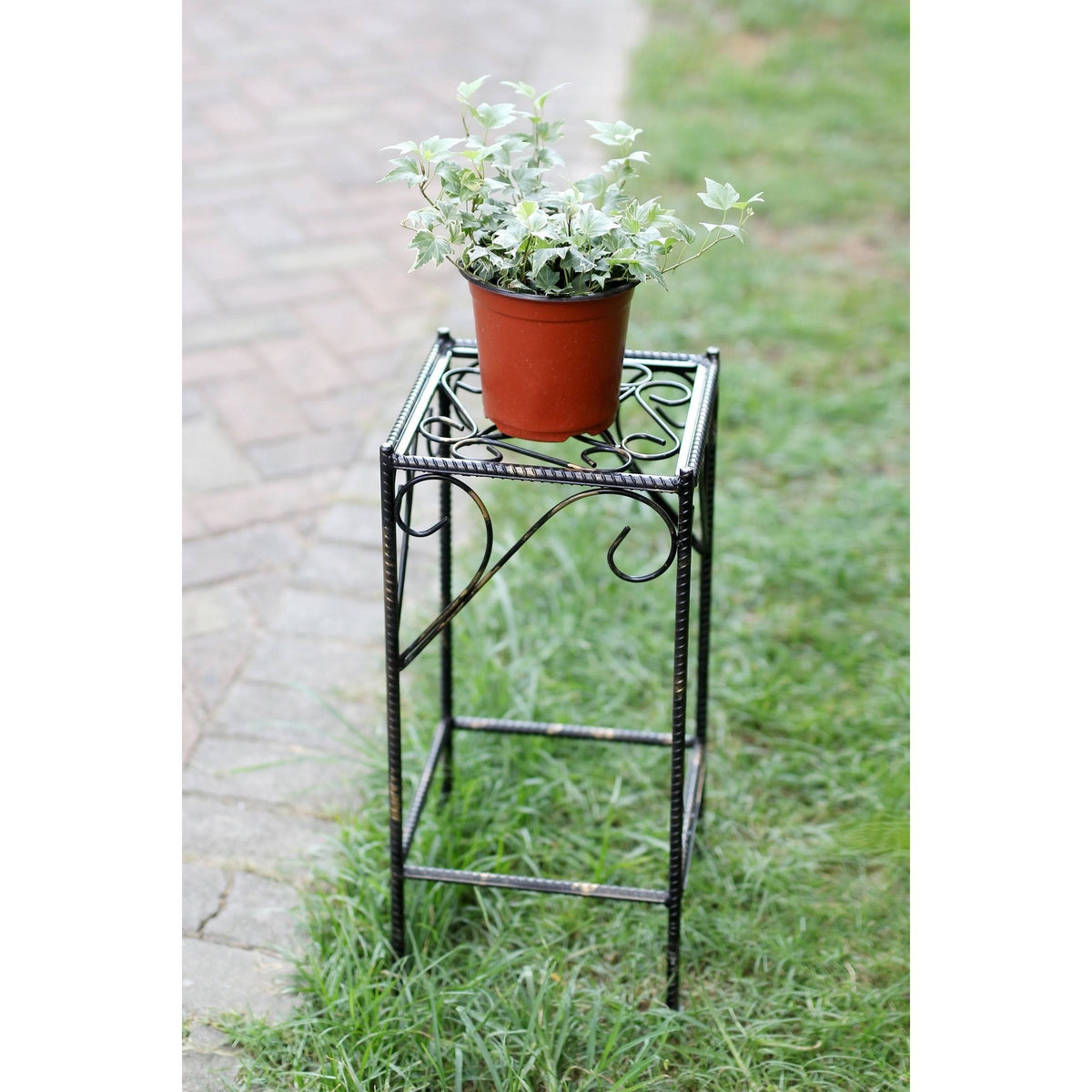 Medium Celtic Clover Square Cast-Iron Plant Stand W137