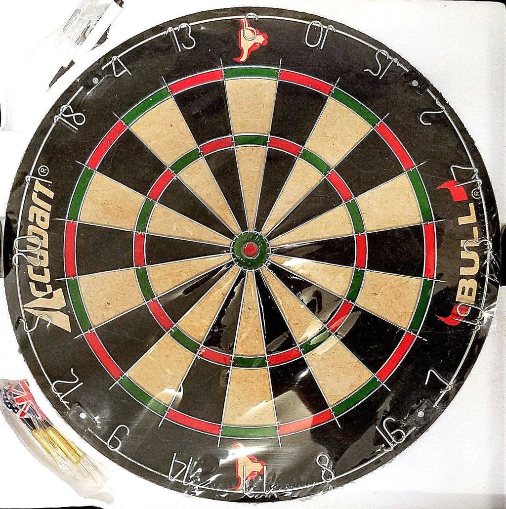 Dartboard Cabinet and Set X677